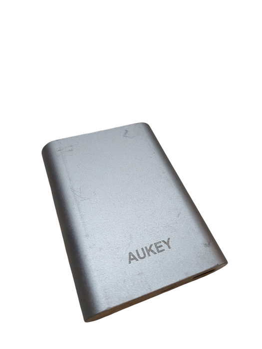 Lot 2x Power Banks 10400 mAh -Assorted Brand -Read Description