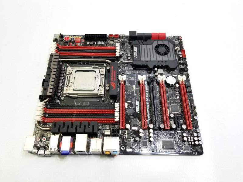 ASUS Rampage IV Extreme w/ i7-3930K@3.2GHz, 4GB RAM, NO CPU FAN.