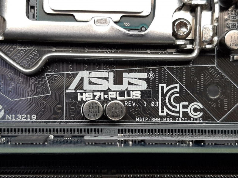 Combo ASUS H971-PLUS Motherboard w/ i5-4460 @ 3.20GHz 4GB RAM+