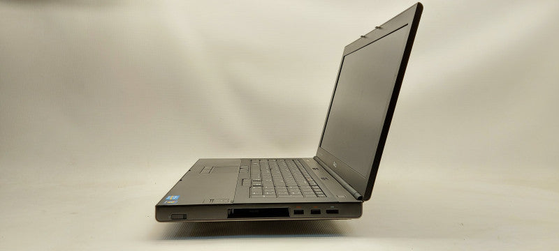 Dell Precision M6600 (No Webcam) i7-2640M 2.8GHz 8GB RAM 128GB SSD 17.3\\"