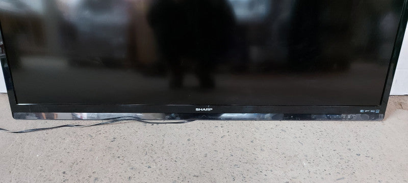 SHARP LC-60LE830U 60\\" LED TV 1080p (NO STAND)