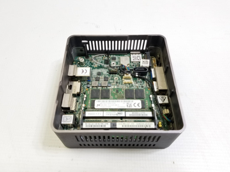Intel NUC NUC7i5BNB / i5-7260U@2.20ghz / 8GB ram / no HDDS