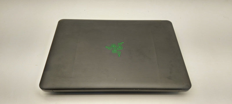 Razer Blade RZ09-01302E21 i7-4720HQ 2.6GHz 16GB RAM 256GB SSD