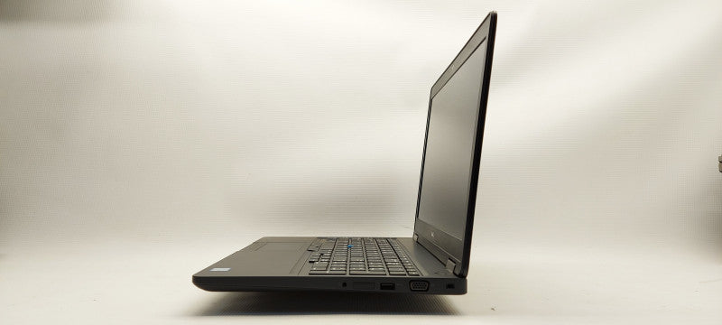Dell Latitude 5580 i5-6300U 2.4GHz 8GB RAM 1TB HDD 15.6\\"