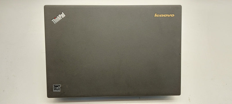 Lenovo ThinkPad X250 i5-5200U 2.2Ghz 8GB RAM 500GB SSD 14GB SSD (Cache) 12.5\\"