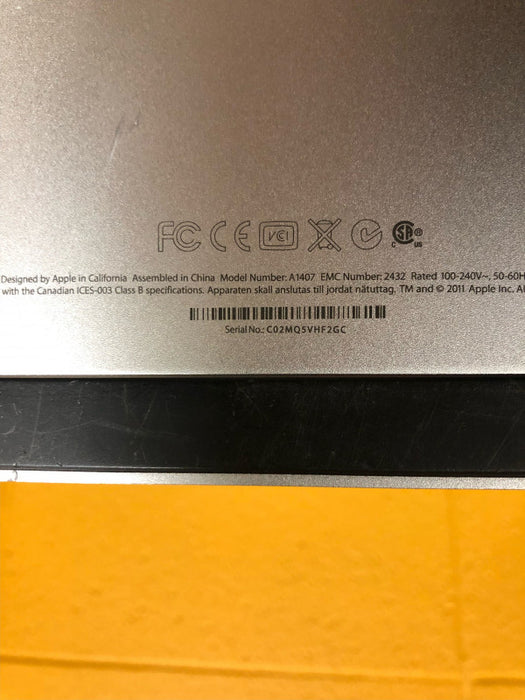 Apple Thunderbolt Display 27â Model A1407 + Apple Wired Keyboard and Mouse