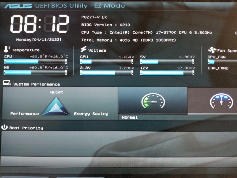 ASUS P8Z77-V LK w/ i7-3770K@3.5GHz, 4GB RAM