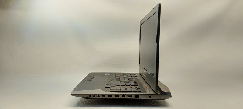 ASUS ROG G752VL i7-6700HQ 2.6GHz 16GB RAM 512GB SSD 17.3\\"