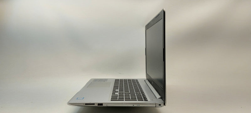 Dell Inspiron 5570 i5-8250U 1.6GHz 8GB RAM 250GB SSD 15.6\\"