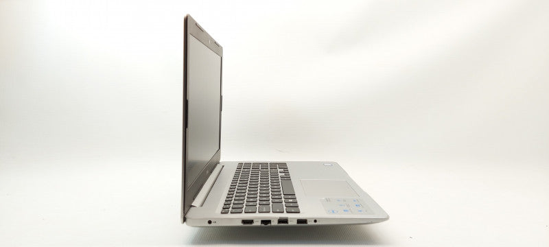 Dell Inspiron 5570 i5-8250U 1.6GHz 8GB RAM 250GB SSD 15.6\\"