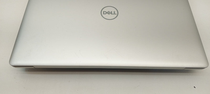 Dell Inspiron 5570 i5-8250U 1.6GHz 8GB RAM 250GB SSD 15.6\\"