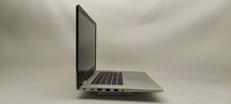 Dell Inspiron 7580 i7-8565U 1.8GHz 16GB RAM 500GB SSD 15.6\\"