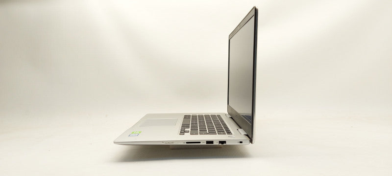 Dell Inspiron 7580 i7-8565U 1.8GHz 16GB RAM 500GB SSD 15.6\\"