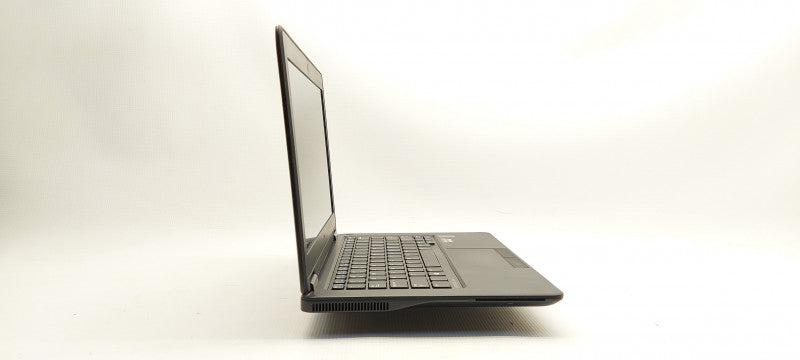 Dell Latitude E7520 i5-5300U 2.30GHz 8GB RAM 256GB SSD 12.5\\"