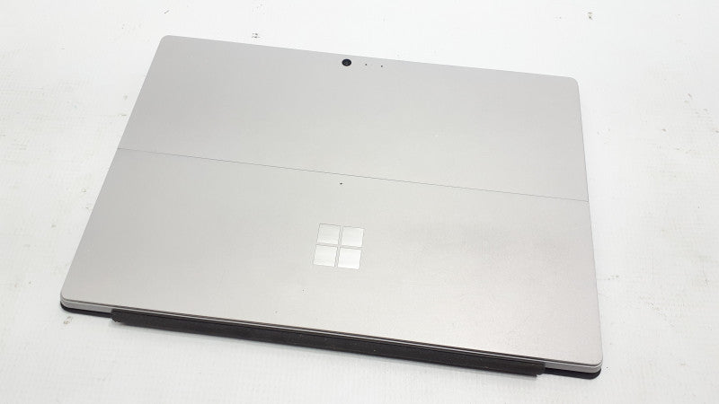 Surface Pro 5\ti5-7300U\t8GB\tRAM 256GB Storage