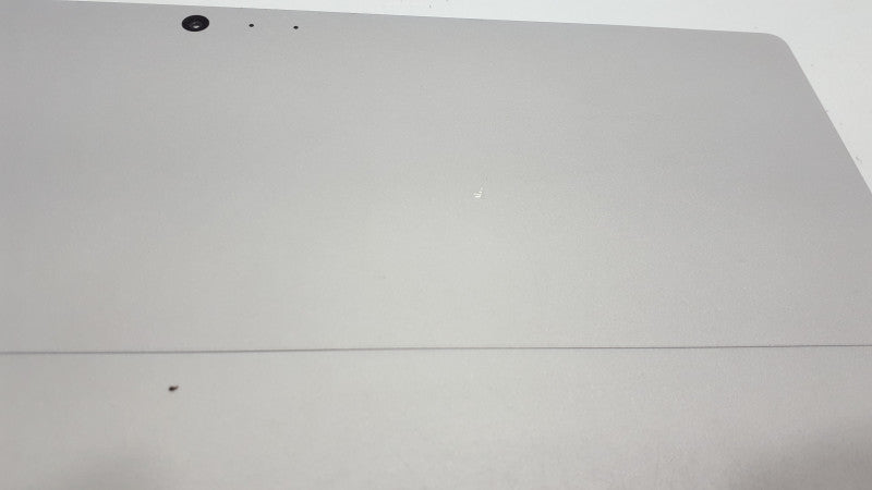 Surface Pro 5\ti5-7300U\t8GB\tRAM 256GB Storage