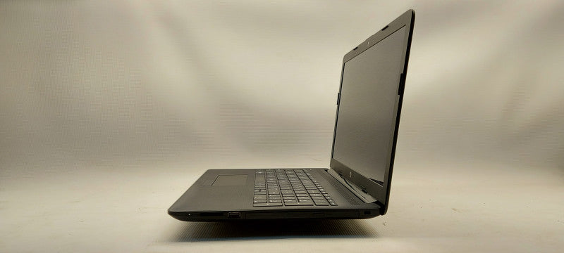 HP Laptop 15-db0011dx AMD A6-9225 2.6GHz 8GB RAM 256GB SSD 15.6\\"