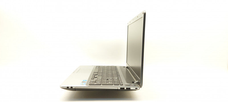 Samsung NP350V5C i5-3210U 2.5GHz 8GB RAM 1TB HDD 15.6\\"