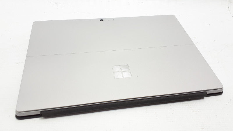 Microsoft\tSurface Pro 5\ti5-7300U\t8GB RAM\t256GB Storage