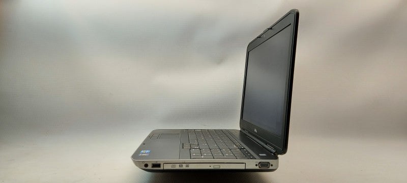 Dell Latitude E5530 non-vPro i5-3220M 2.6GHz 8GB RAM 240GB SSD   15\\"