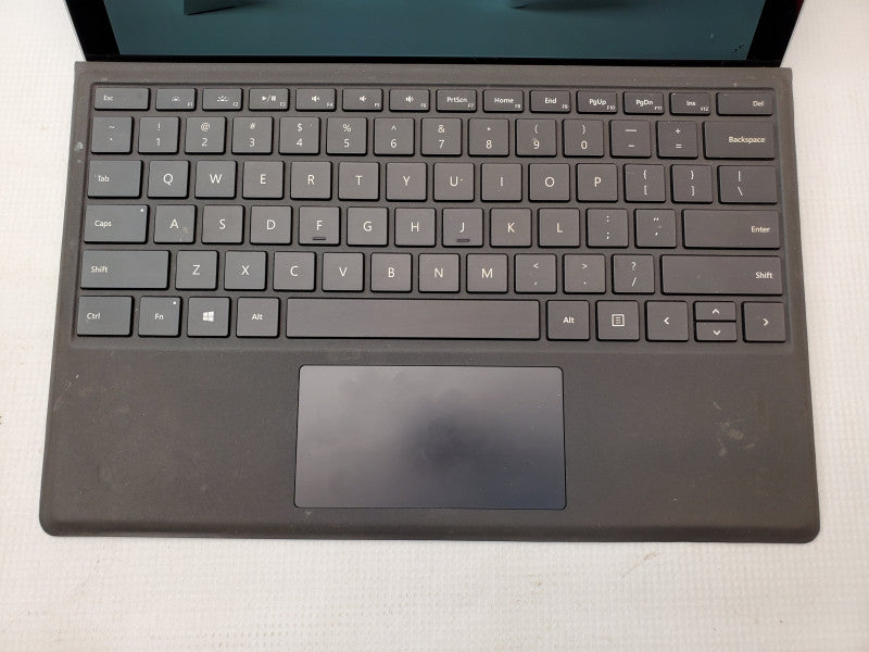 Microsoft Surface Pro 5 i5-7300U 8GB 256GB with Keyboard