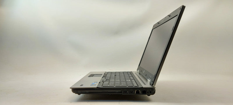 HP EliteBook 8540p    i5-560M 8GB RAM 500GB HDD 15.6\\"