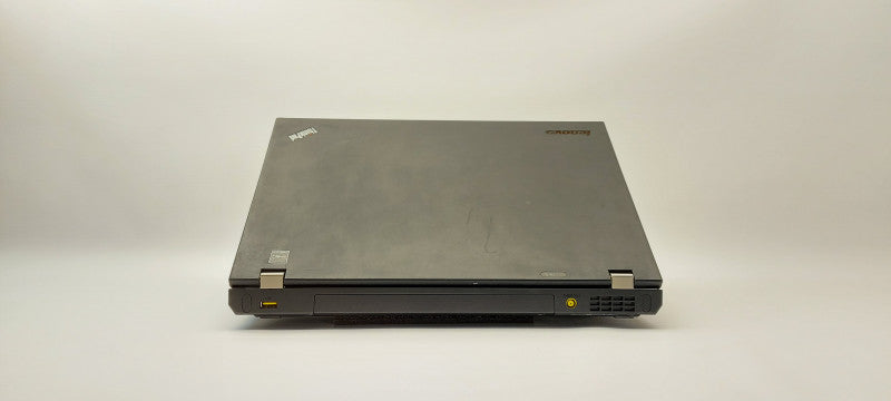 Lenovo Thinkpad T530    i5-3320M 2.6GHz 8GB RAM 120GB SSD 15.6\\"