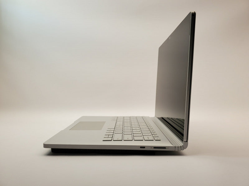 Microsoft Surface Book 2 i7-8650U 16GB 512GB GTX 1050