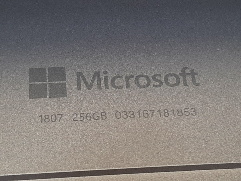 Surface Pro 5 LTE 1807 i5-7300U @ 2.7GHz 8GB RAM 256GB Flash w/ Keyboard