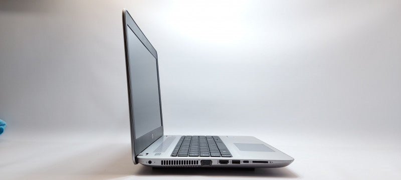 HP Probook 450 G4   i5 7200U 2.5GHz 8GB RAM 256GB SSD 15.6\\"