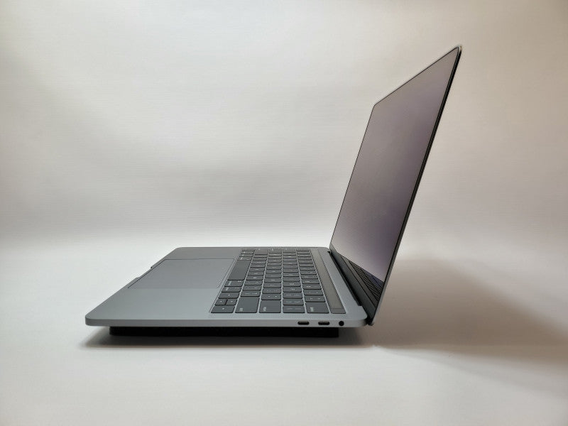 Apple MacBook Pro 2019 i7-8569U 2.80GHz 16GB RAM 256GB 13\\" - C02ZM4Y7LVDL