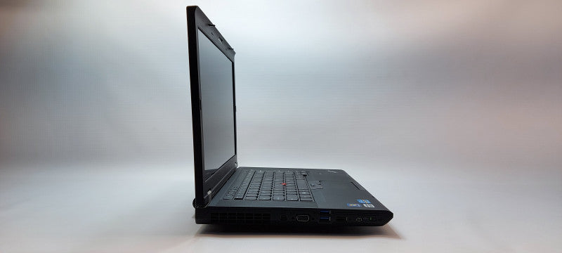 Lenovo Thinkpad T530    i5-3520M 2.9GHz 8GB RAM 500GB HDD   15.6\\"