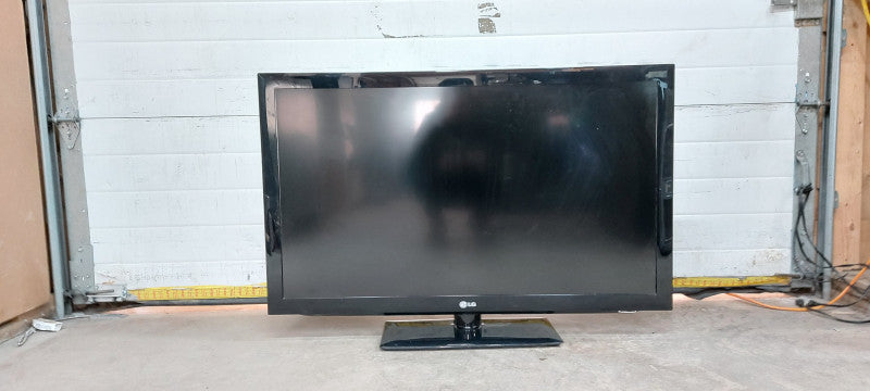 LG 47L50-UA FullHD 1080p 60Hz LCD TV 47\\"