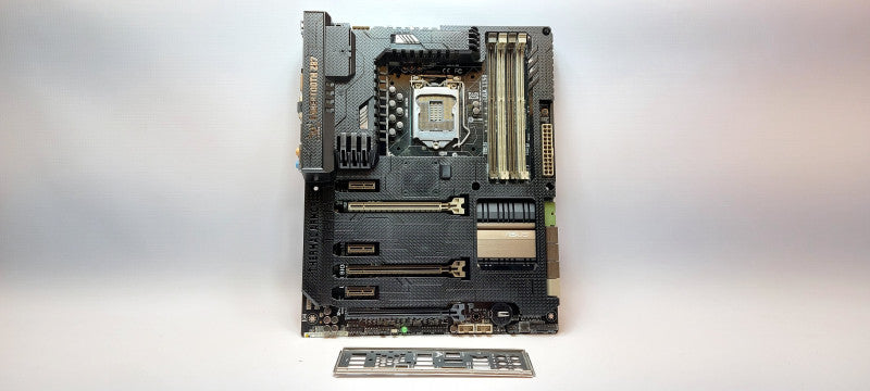 ASUS TUF GAMING Sabertooth Z87 LGA 1150 Socket Motherboard W/IO Shield