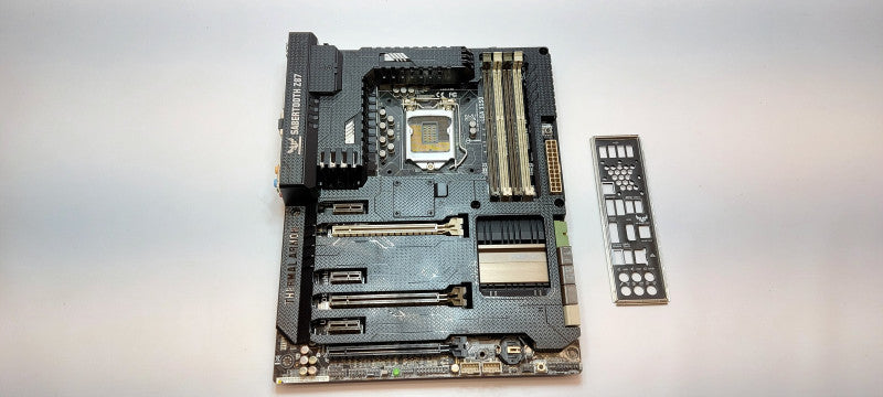 ASUS TUF GAMING Sabertooth Z87 LGA 1150 Socket Motherboard W/IO Shield