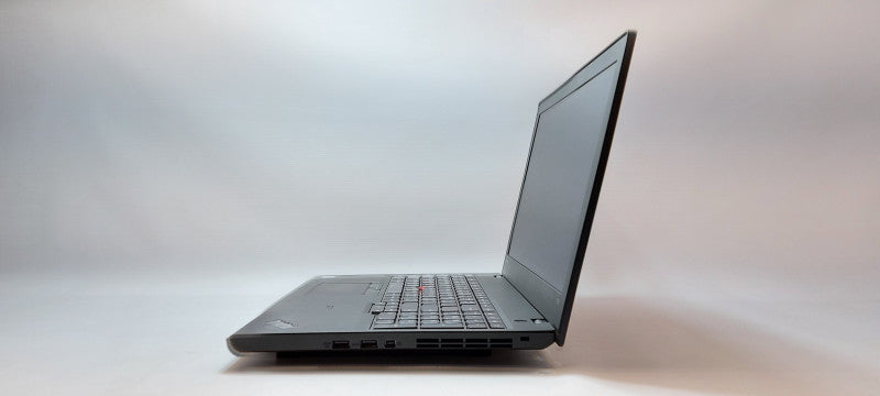 Lenovo ThinkPad T560    i5-6200U 2.3GHz 8GB RAM 256GB SSD 15.6\\"