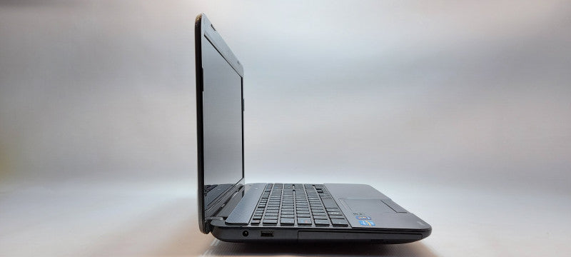 Toshiba Satellite L850 i5-3210M 2.5GHz 8GB 500GB HDD 15.6\\"