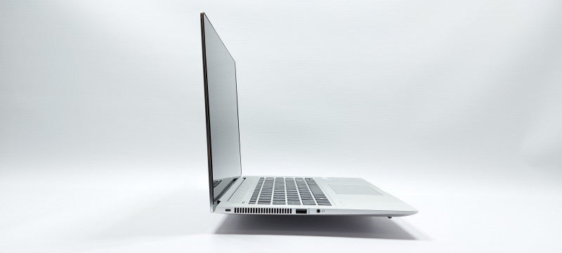 HP EliteBook 1040 G4   i7-7820HQ 2.9GHz 16GB RAM 256GB SSD TouchScreen 14\\"