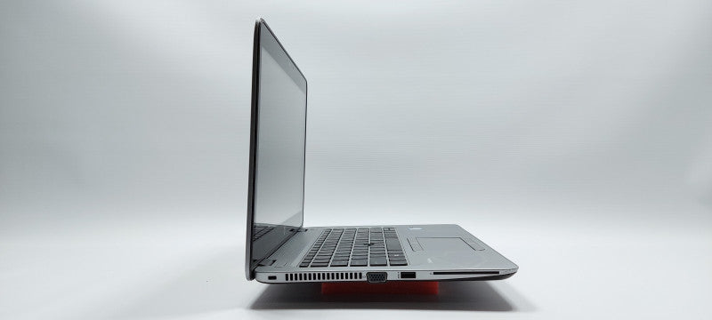 HP EliteBook 840 G4 i7-7500 2.7GHz 8GB RAM Touchscreen 256GB SSD TouchScreen 14\\"