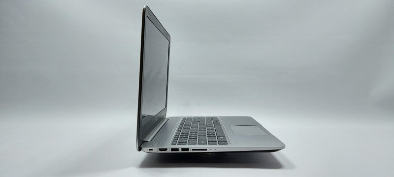 HP Envy M6 SleekBook AMD A10-5745U 2.1GHz 8GB 256GB SSD 15.6\\"