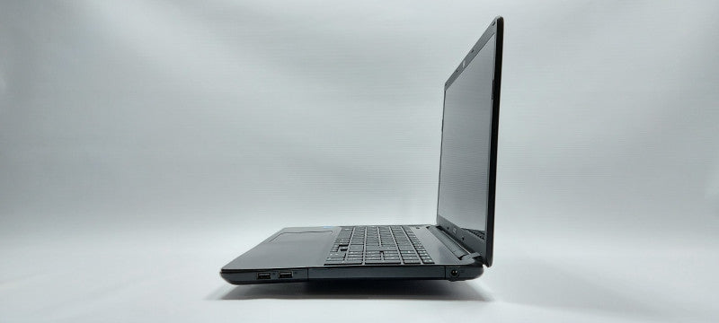 Acer Aspire E5-571P i3-4030U 1.9GHz 6GB RAM 500GB HDD 15.6\\"