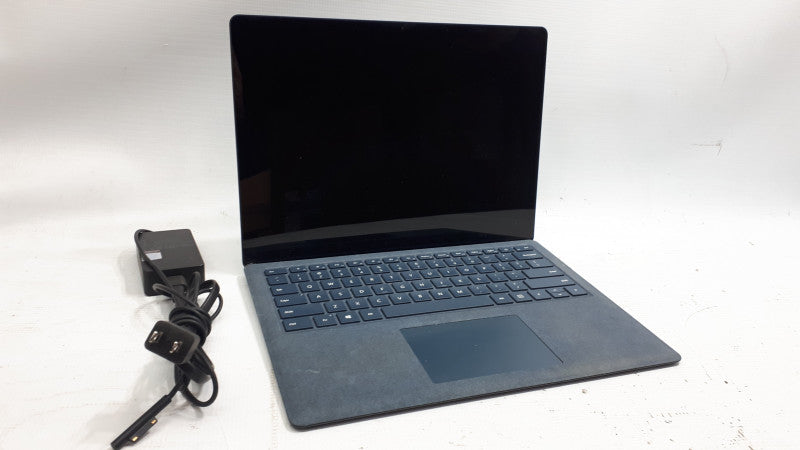 Microsoft Surface Laptop 1769, i5-7200U 2.5GHz, 8GB RAM, 256GB Storage, 13.5\\" Touchscreen (READ)