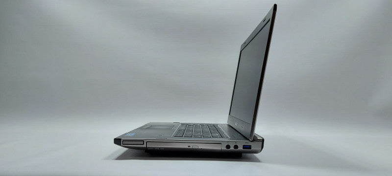 Dell Vostro 3550 i3-2330M 2.2Ghz 8Gb RAM 500GB HDD 15.6\\"