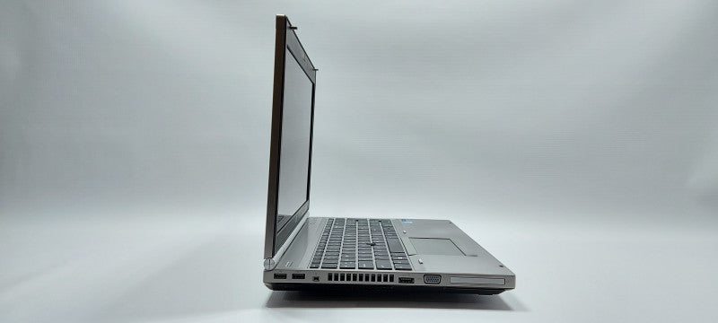 HP EliteBook 8570p    i7-3520M 2.9GHz 8GB RAM 1TB HDD 15.6\\"