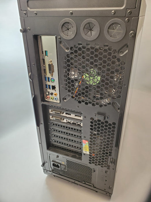 Custom PC, Intel i7 6700K, 16GB Ram, 240GB SSD, 2TB HDD, ATI Radeon R9 390