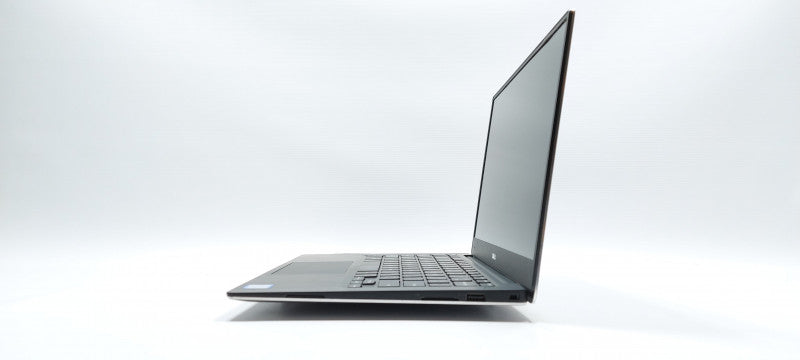 Dell XPS 13 9360 i7-7560U 2.4GHz 8GB RAM 500GB SSD 13.3\\"