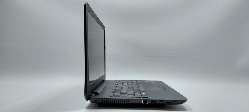 HP 15-ay010ca intel Celeron N3060 1.6GHz 4GB RAM 128GB SSD 15.6\\"