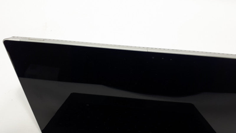 Microsoft Surface Pro 3,\ti5-4300U\t8GB Ram\t256GB Storage
