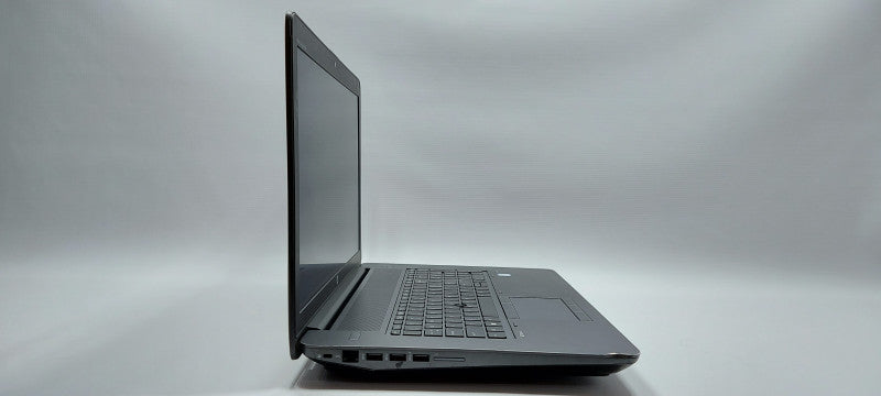 HP ZBook 17 G3 i7-6820HQ 2.7GHz 32GB RAM 500GB RAM 17\\"