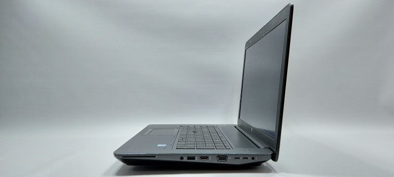 HP ZBook 17 G3 I7-6820HQ 2.7GHz 32GB RAM 500GB SSD   17\\"
